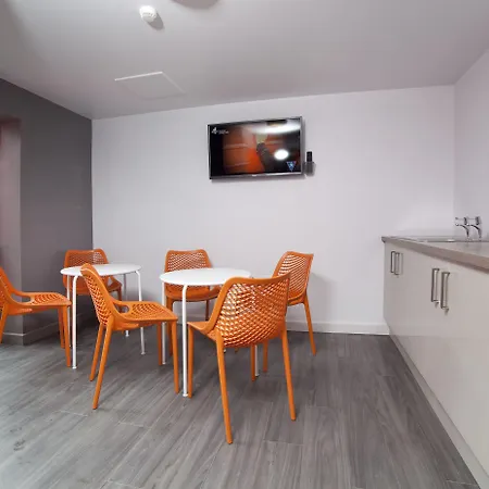 Sleeperdorm - Hostel-3